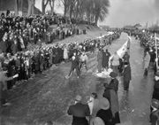 엘프스테덴토흐트, 1954