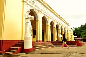 네그로스 오시덴탈 고등학교