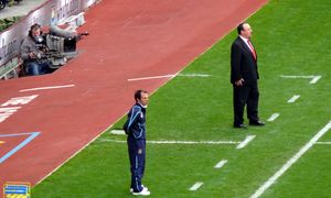 2009년, 잔프랑코 졸라 웨스트햄 유나이티드 감독과 선 베니테스