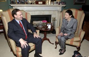 올림피아 스노와 미국 대법원 지명자 새뮤얼 알리토 판사의 만남