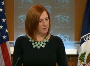 미 국무부 대변인 젠 사키가 2013년 11월 21일 국무부 일일 브리핑에서 미국 시민의 북한 여행 안전에 대해 논의하고 있다.
