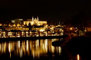 NTNU 본관, 구 시가지 다리에서 바라본 모습