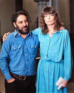 호프먼과 조안나 로렌슨(1981년)