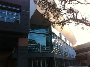 무마 경영대학 건물