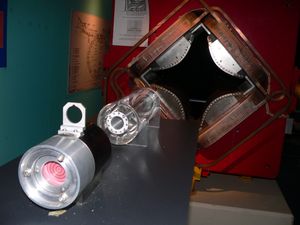  CERN의 마이크로코슴(Microcosm)에 전시되어 있는 SPS (양성자-반양성자 충돌 모드)