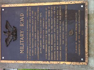 아칸소주 매리언의 눈물의 길 역사 표지판