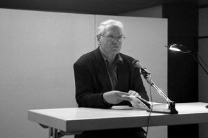 1992년 독일에서 발서의 강연 모습