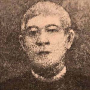 발레리오 말라바난은 가난한 필리핀 아이들과 부유한 바탕가스 출신 아이들이 세속적인 양질의 학문적 경험을 할 수 있도록 돕는 학교를 설립했다.