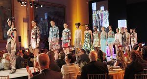 2012년 런던에서 열린 All eyes on Korea 패션쇼