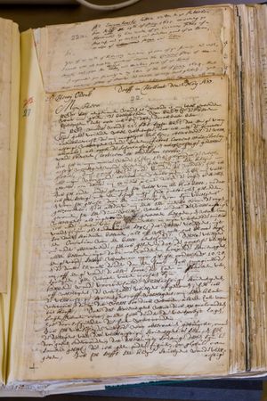 손으로 쓴 원고의 페이지