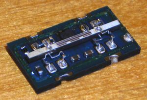 E-Sky 모델 헬리콥터 안의 석영 속도 센서