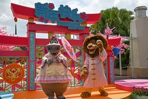 할리우드 호수 스펙타큘라®에서 열린 2022년 음력 설 공연.