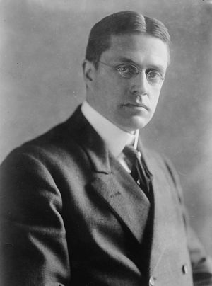 윌리엄 드레이퍼 루이스, 1896년에 펜실베이니아 대학교 로스쿨 학장으로 임명되었고 미국 법학 연구소를 설립했다