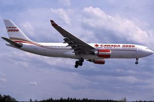 캐나다 3000은 1998년 4월 A330-200의 첫 운용사였다.