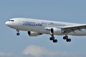 1,000번째 A330기는 2013년 7월 19일에 인도되었다.