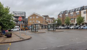 로어 레이체스터 병원 근처의 워릭 버스 정류장