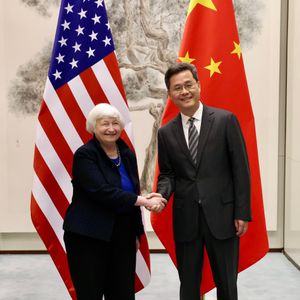 2024년 4월 7일 베이징에서 옐런과 란푸안 중국 재정부장