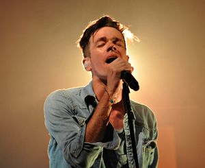 2012년 3월 애리조나주 투손에서 공연하는 루스