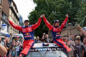 세바스티앵 뢰브와 2008년 코 드라이버 엘레나