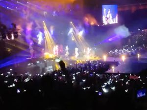 2014년 6월 싱가포르에서의 2NE1