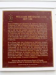 윌리엄 브라이던 잭에 의해 1851년에 설립된 캐나다 최초의 천문대