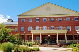 세인트 토마스 대학교의 브라이언 멀로니 홀