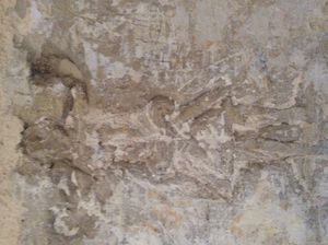 부조와 유사한 형상의 낙서로, 발레타의 카스텔라니아에 있다.