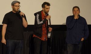 세스 로건, 제이 바루첼, 조나 힐이 2013년 영화 상영회에 참석한 모습