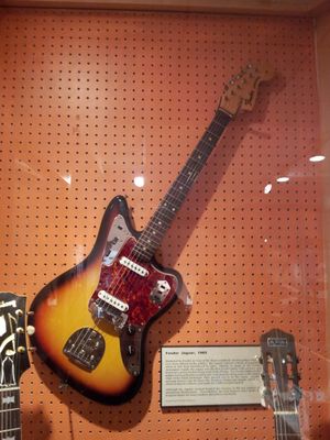 펜더 재규어 (1965) 브릿지 커버와 뮤트 장착