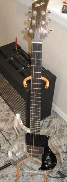 웨스트가 1970년대에 슬라이드 기타에 사용했던 Electra Plexiglass 기타. 이 기타는 거의 동일한 Dan Armstrong 기타에서 복사되었기 때문에 종종 오인되었다.