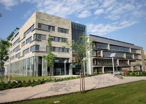 연구 개발 센터 (리히터 게데온) (부다페스트)