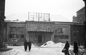 혁명 종식 후의 코르빈 영화관