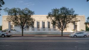 폴거 셰익스피어 도서관 외관 (2024)