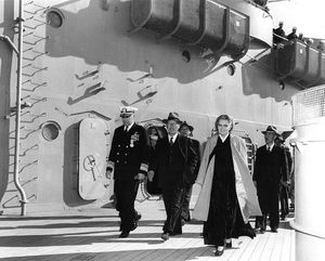 1951년 2월 3일, 미주리함을 방문한 이승만 대통령과 영부인 프란체스카.