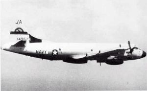 1983년 미국 해군 록히드 EP-3A 오리온(Orion) 항공기 시험 및 평가 비행대대 VX-1 파이오니어스(Pioneers) 소속. 이 항공기는 "EMPASS" 프로젝트, 즉 "항공 및 선박 시스템의 전자기적 성능"(EMPASS) 프로젝트에 사용되었다.