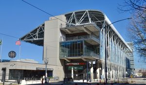 경기장 동쪽 구역의 주요 확장 공사 후 모습