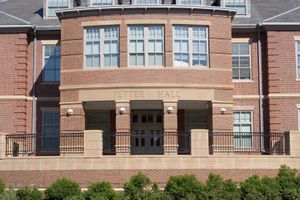 Pettee Hall (2005년경)