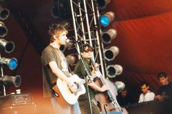 1999년 록슬라이드 페스티벌 (Roskilde Festiva)에서.
