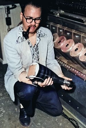  IAS 컴퓨터에 메모리로 사용된 윌리엄스관