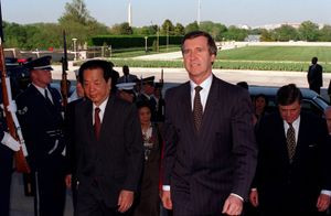 펜타곤에 도착한 첸치천