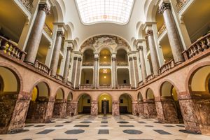 아담 미츠키에비치 대학교의 콜레기움 마이우스 강당