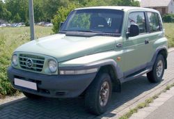 쌍용 뉴 코란도(전기형) 정측면