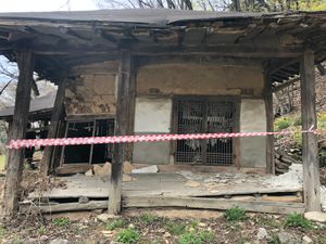 고종 27년(1890) 프랑스인 르메르 신부(Louis Le Merre)가 풍수원성당의 1대 신부로 부임하면서 거주한 한옥. 풍수원성당 바로 옆에 있다.