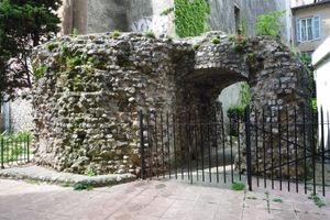 로마 시대 성벽 잔해