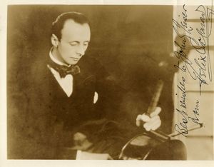 지도교수 펠릭스 샐몬드