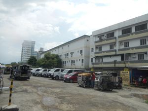 바랑가이 레알에 위치한 CMC 메디컬 센터 & 타워