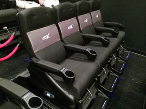 시네마 선샤인 헤이와지마(빅 팬 헤이와지마 내)의 4DX 극장 좌석