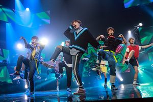 2017년 서울국제뮤직페어에서 골든차일드.