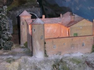 샤티용쉬르샬라론의 철도 모형 박물관에 전시된 영화 속 기숙 학교 모형