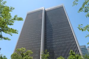 임시 사무소가 입주해 있는 아크 모리 빌딩